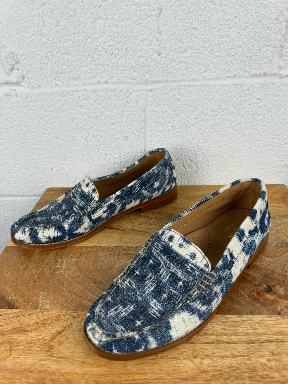 G.H. Bass Weejuns Whitney Patchwork Denim Penny Loafers Blue White Size 8 M